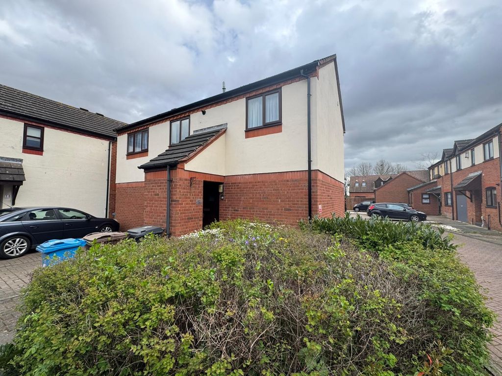 Property photo 1 of 13 Front