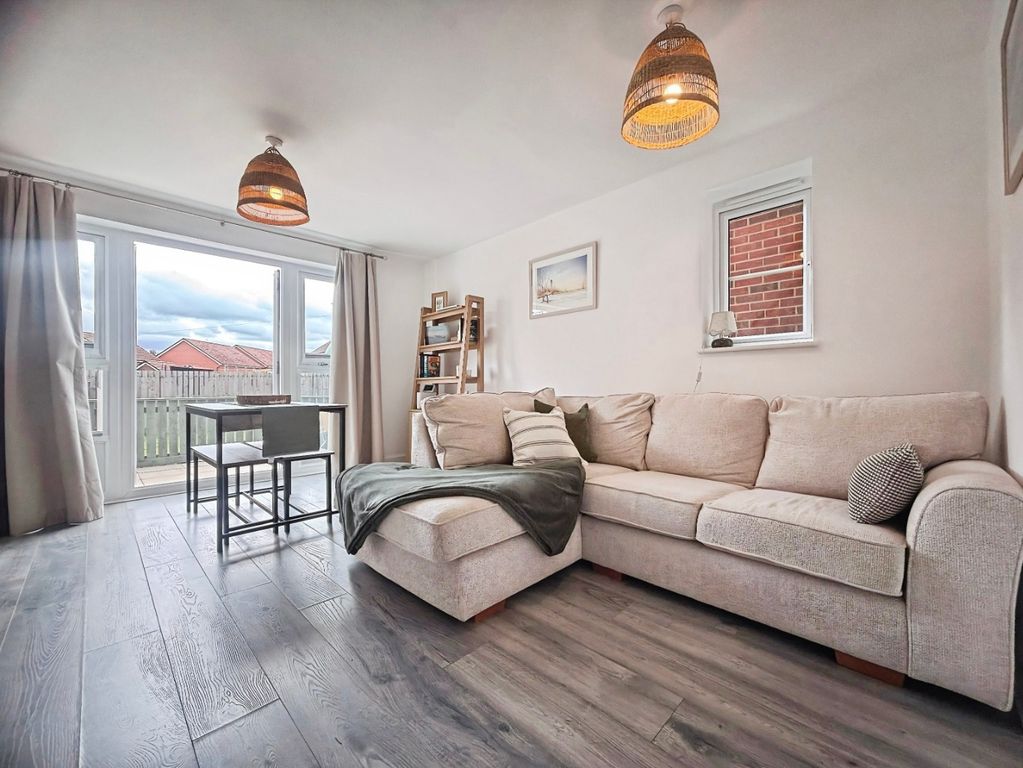 Property photo 2 of 18 5317191