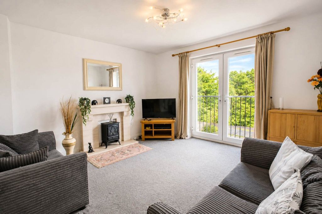 Property photo 3 of 27 Picture No. 78