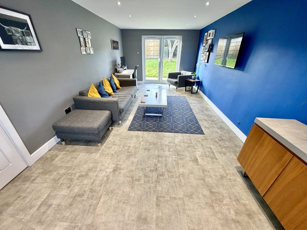 Property photo 2 of 19