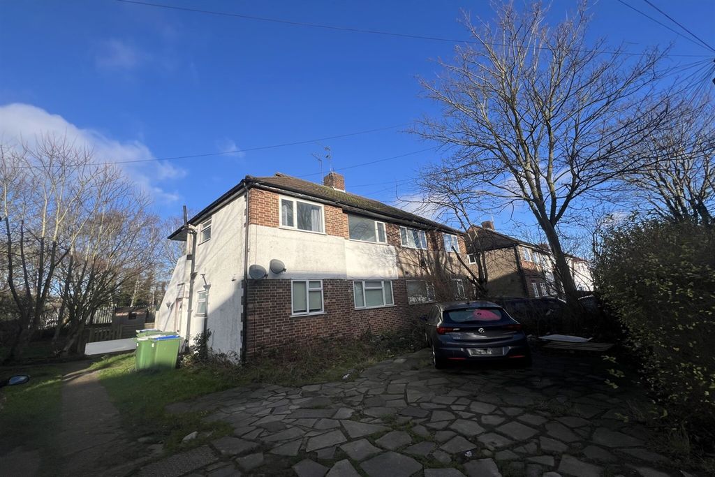 Property photo 1 of 1