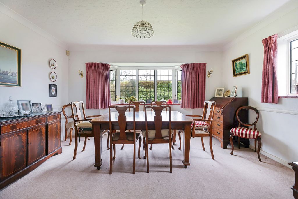 Property photo 2 of 15 Picture No. 05