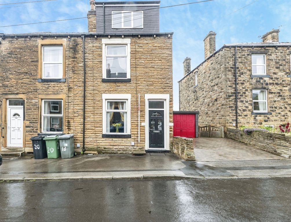 Property photo 1 of 16