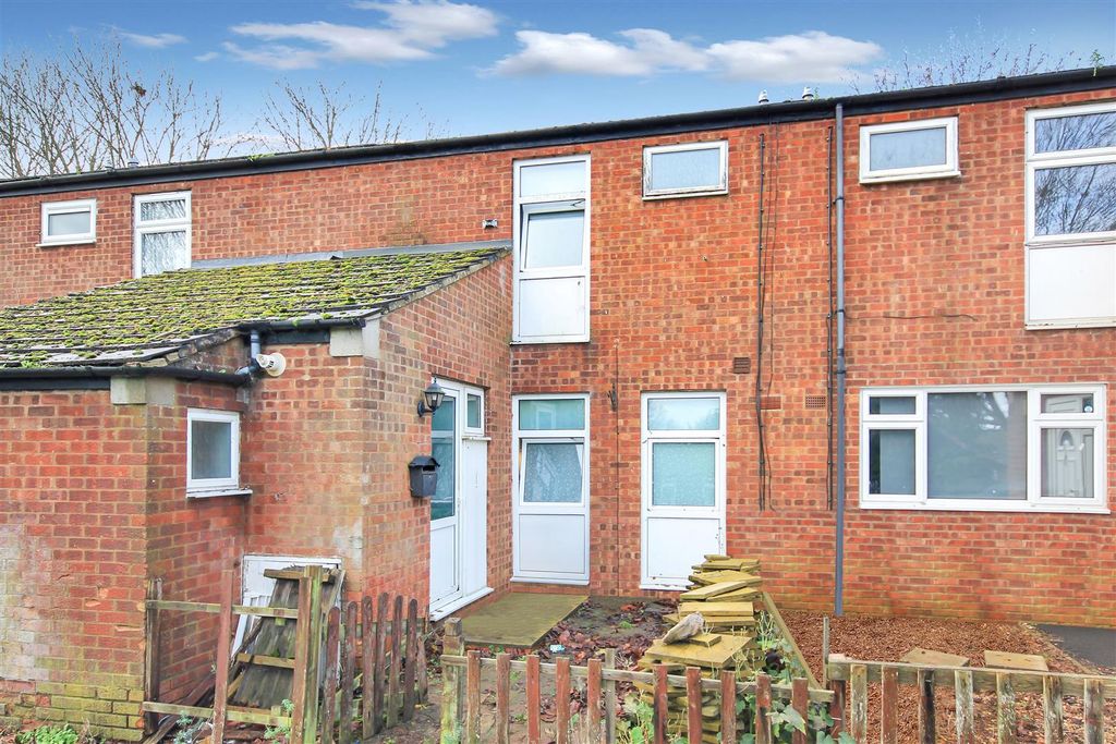 Property photo 1 of 9 Front.Jpg