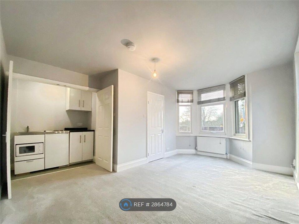 Property photo 3 of 4