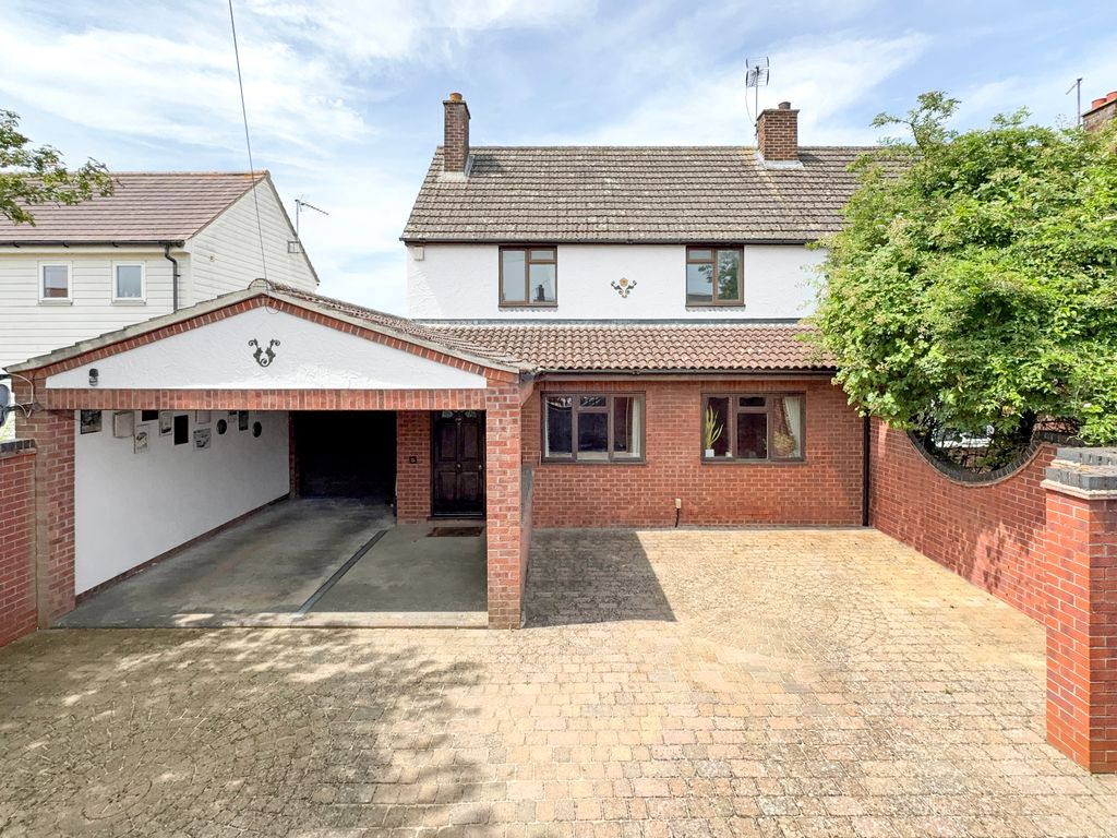 Property photo 1 of 18 Img9
