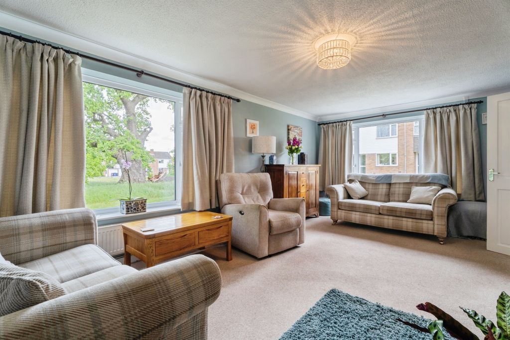 Property photo 2 of 19