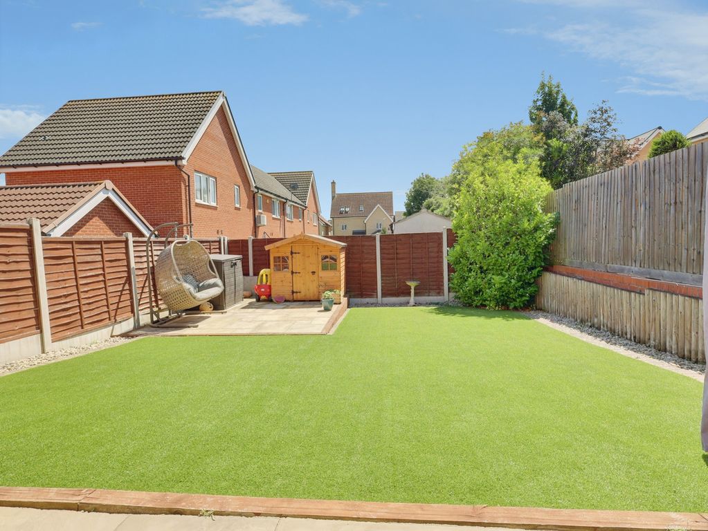 Property photo 2 of 28