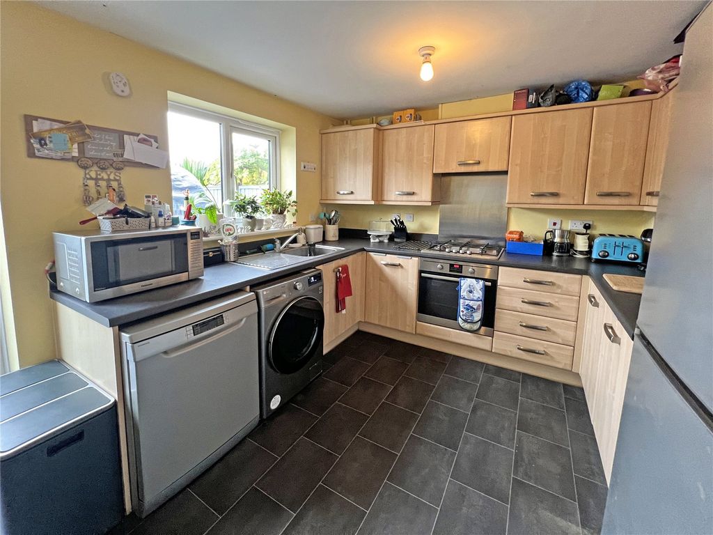 Property photo 2 of 14 Picture No. 05