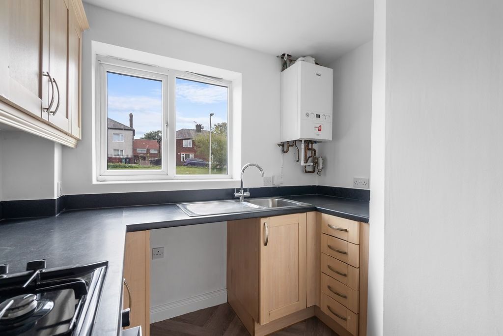Property photo 3 of 16 42491211