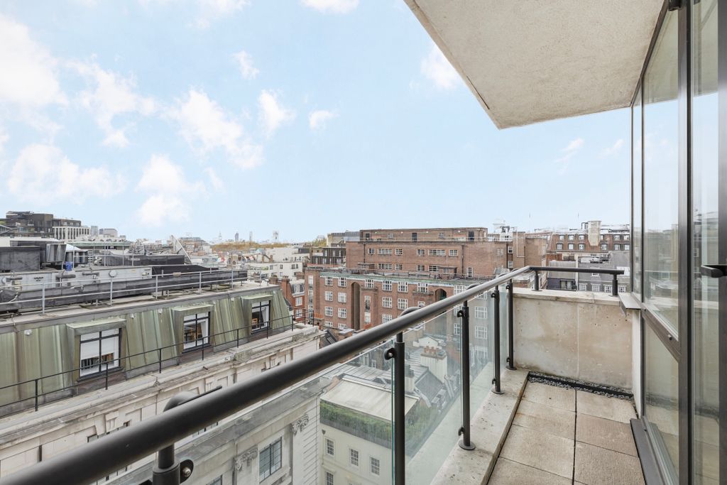 Property photo 3 of 21