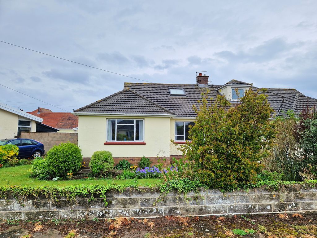 Property photo 1 of 25