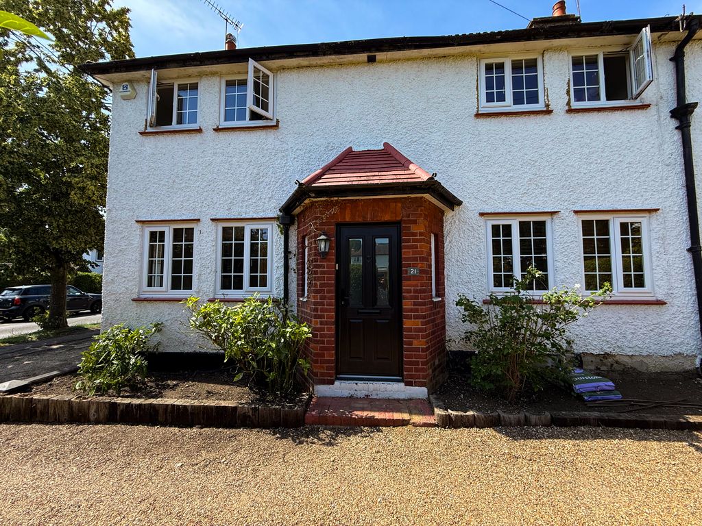 Property photo 2 of 3