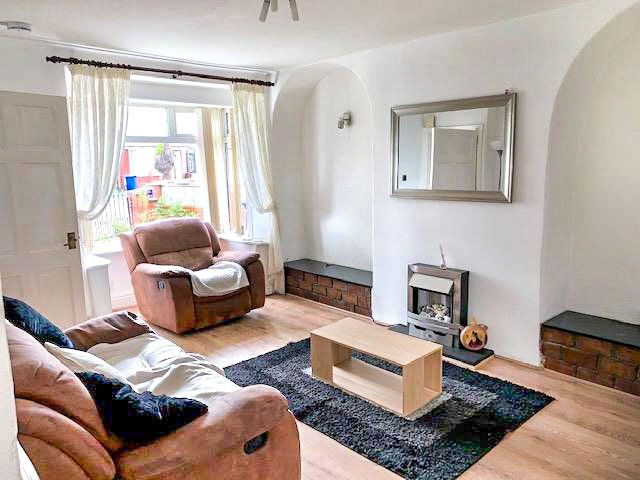 Property photo 2 of 14 Picture No. 04