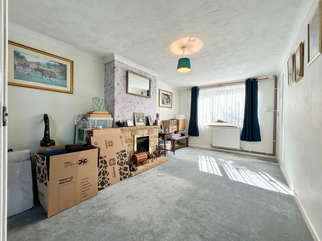 Property photo 3 of 23