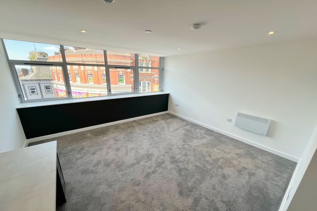 Property photo 2 of 5 Living Area