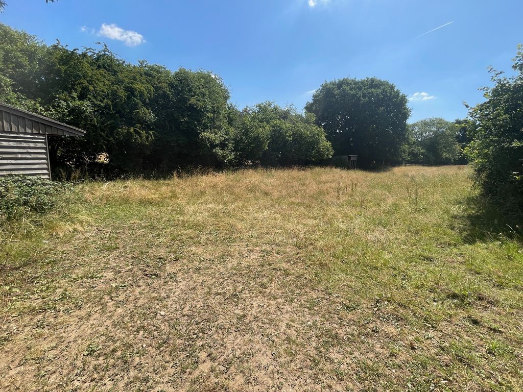 Property photo 2 of 6