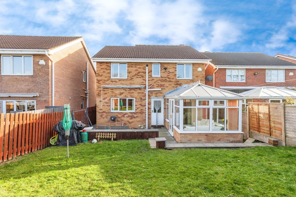 Property photo 2 of 20