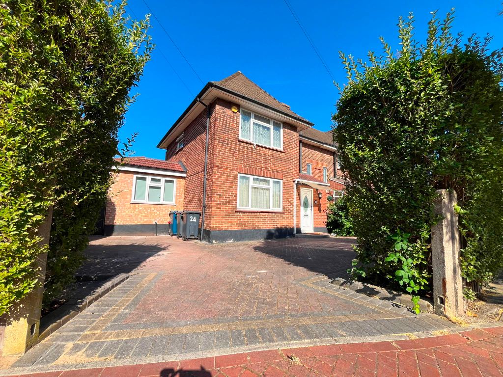 Property photo 1 of 24