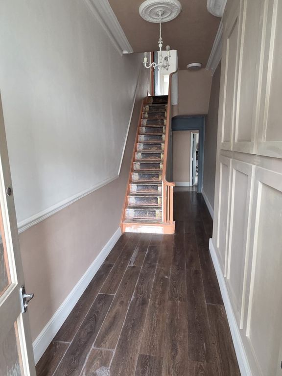 Property photo 2 of 31 4557382