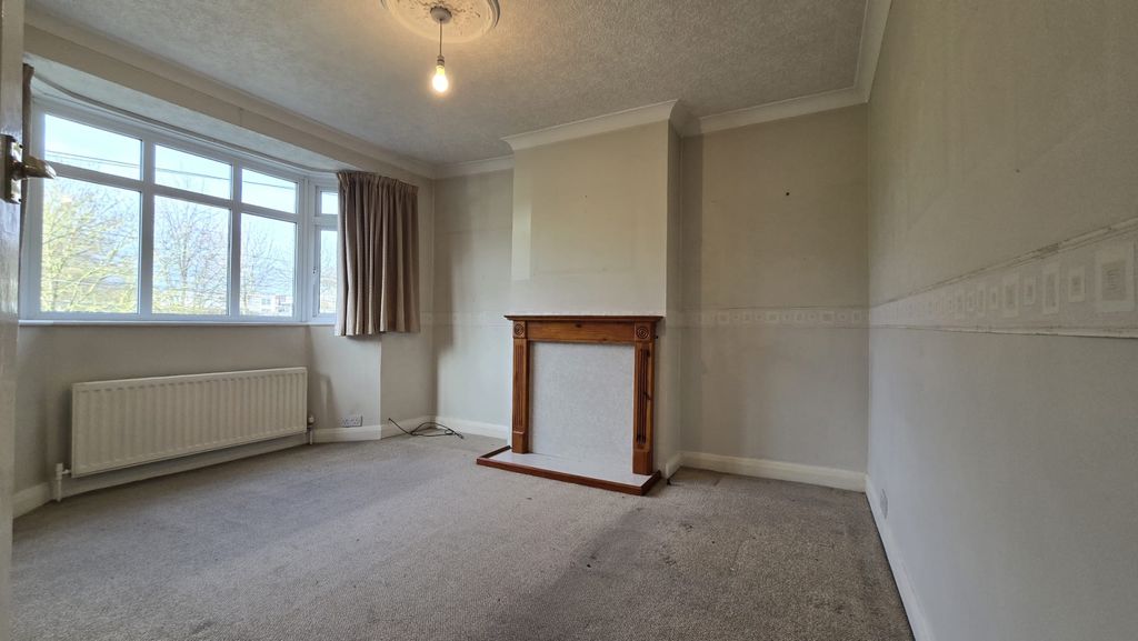 Property photo 2 of 4 Gallery