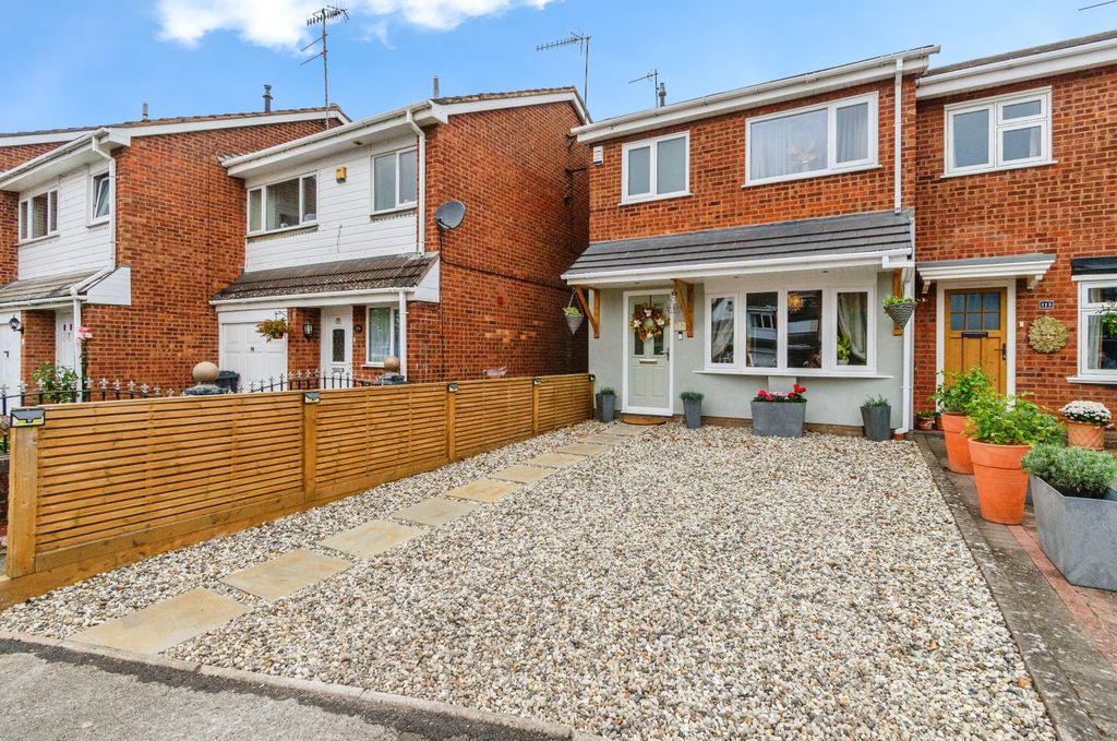 Property photo 1 of 20 Front View