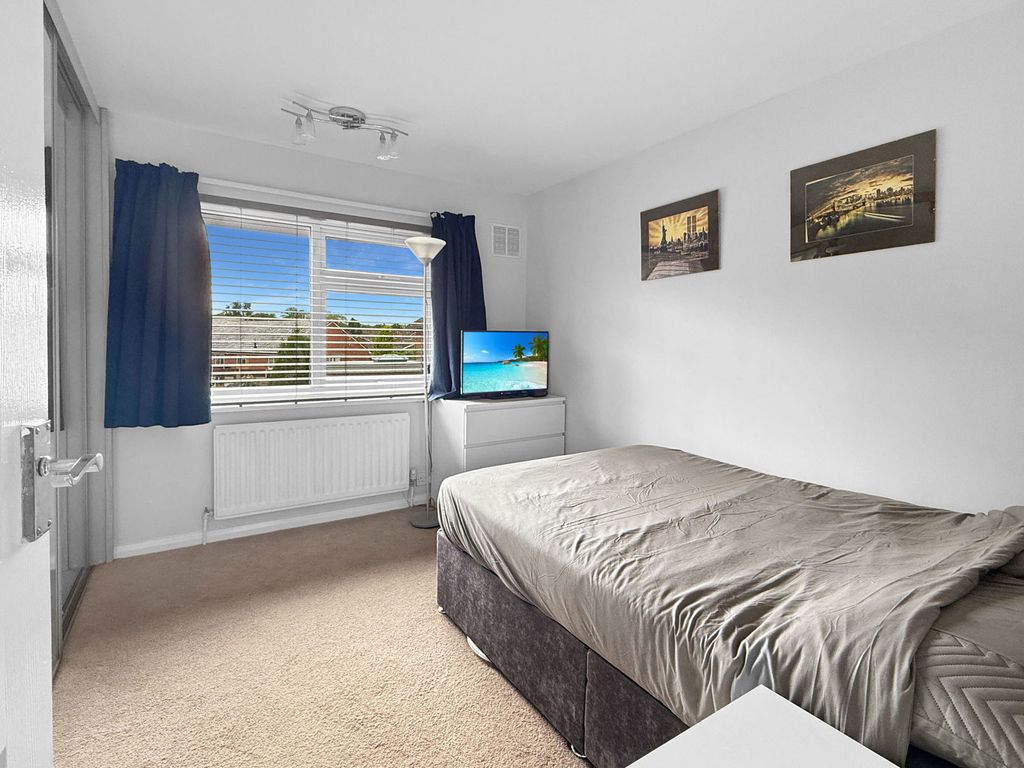 Property photo 3 of 14