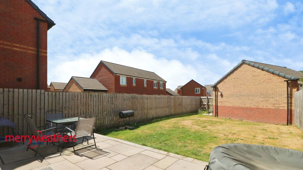 Property photo 2 of 13 External