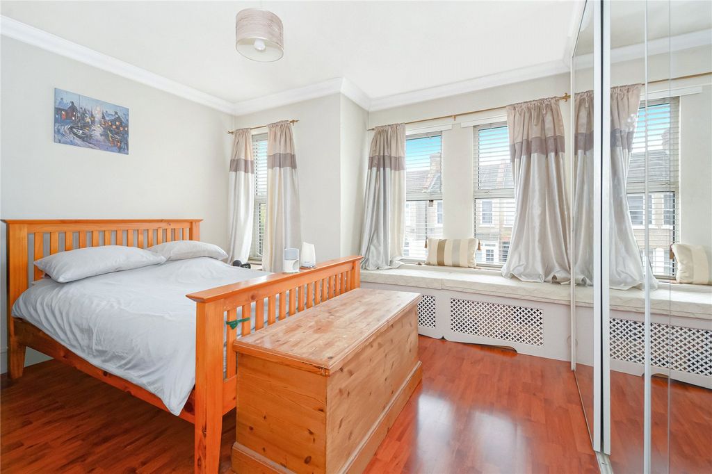 Property photo 3 of 13 Picture No. 10