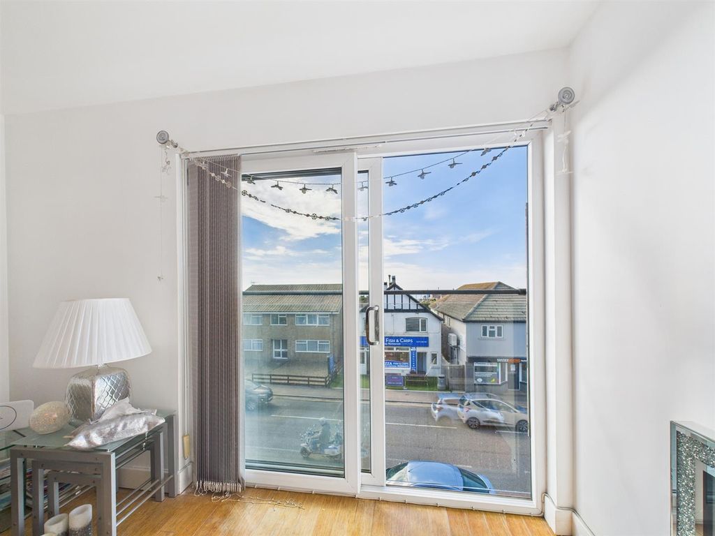 Additional image 6 of 2 bed flat for saleMontpelier House, Keymer Avenue, Peacehaven BN10