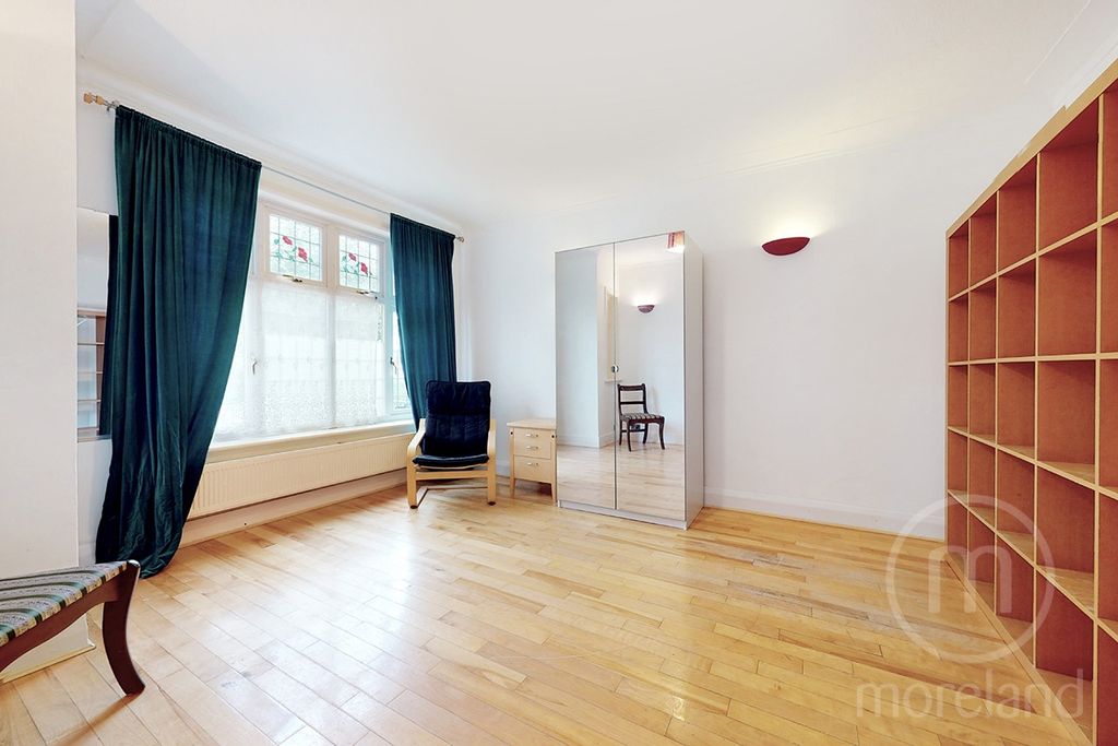 Property photo 2 of 13 5386901
