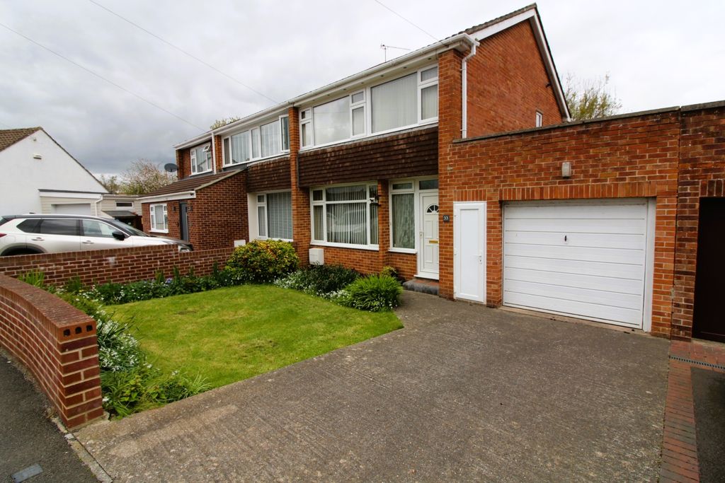 Property photo 1 of 31 Img_4448
