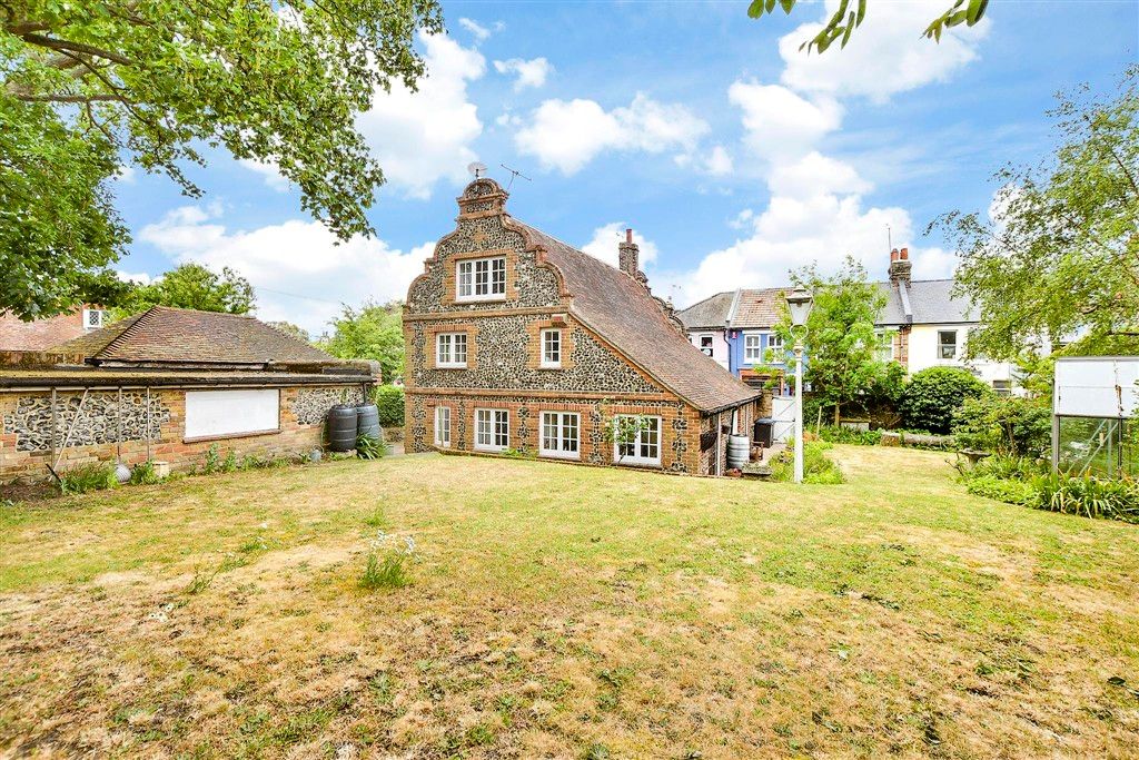 Property photo 1 of 14 Rear Elevation