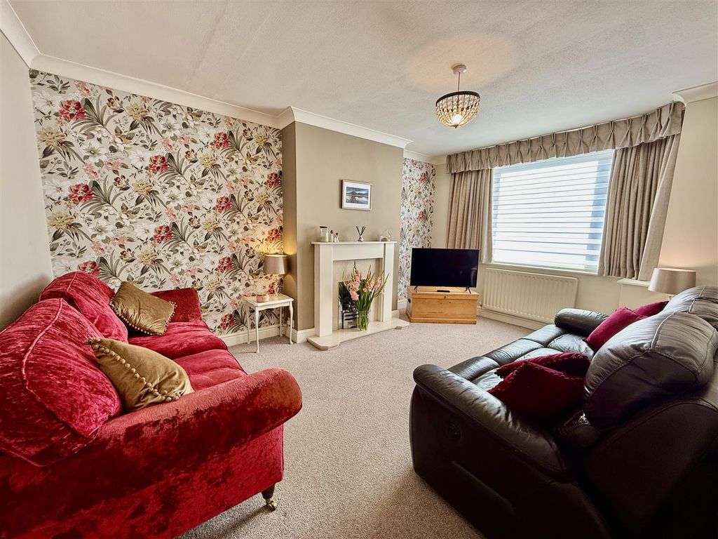 Property photo 3 of 32 Img_4934.Jpg