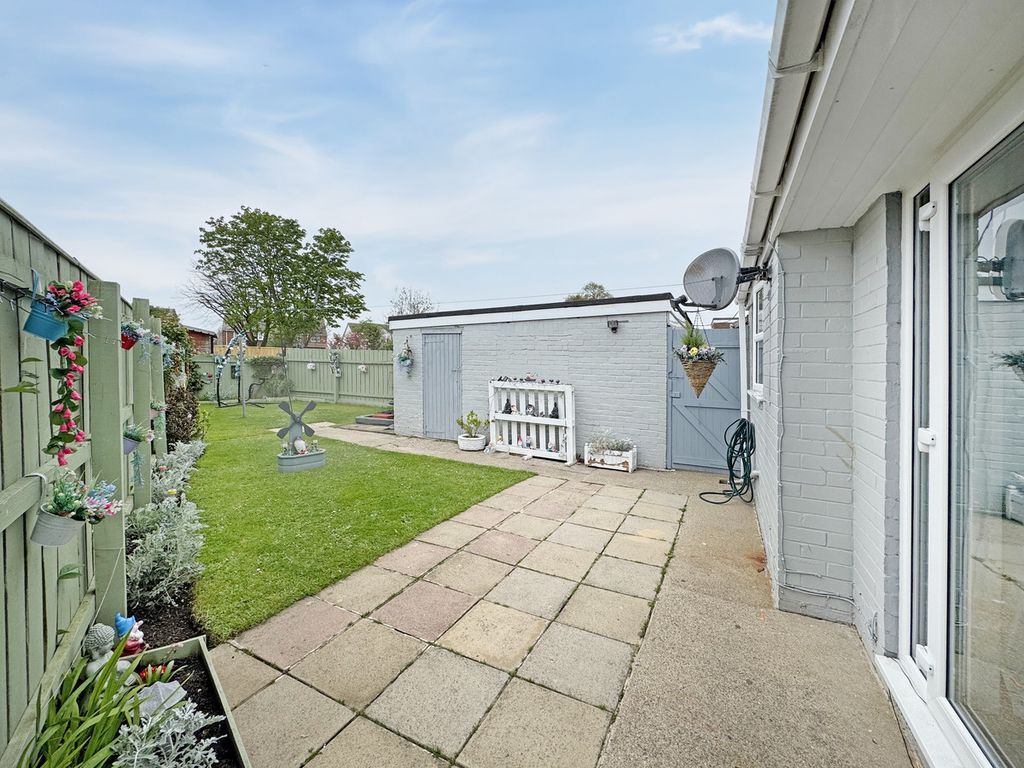 Property photo 3 of 27