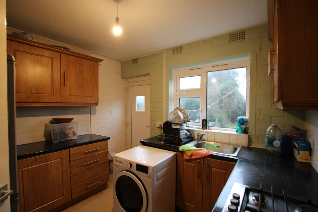 Property photo 3 of 8 Img_7476