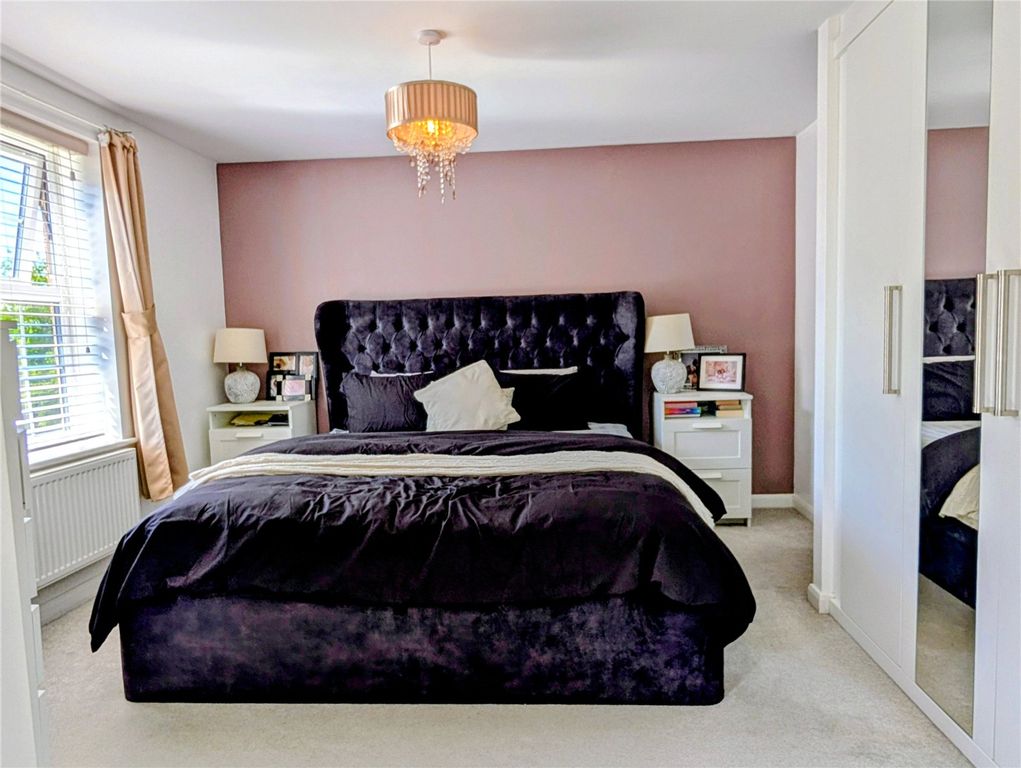 Property photo 3 of 29 Picture No. 12