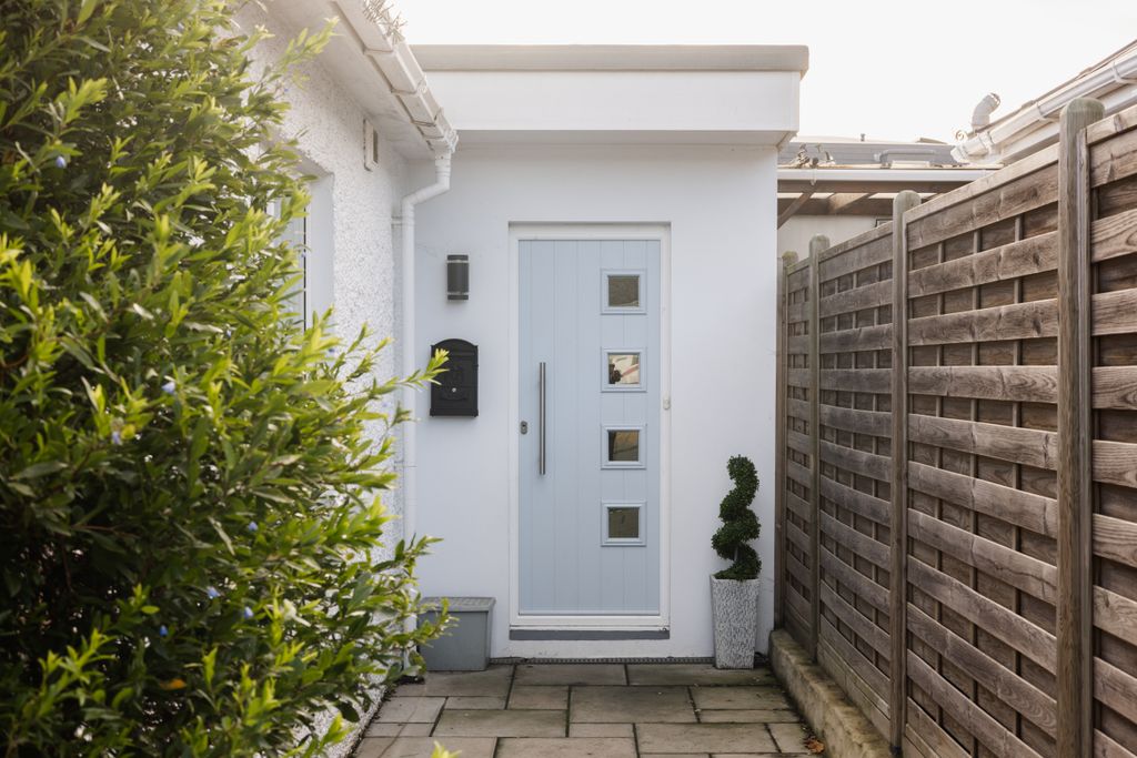 Property photo 3 of 20