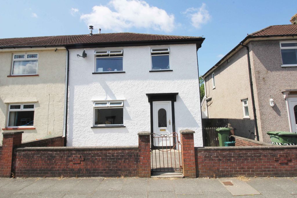 Property photo 1 of 8