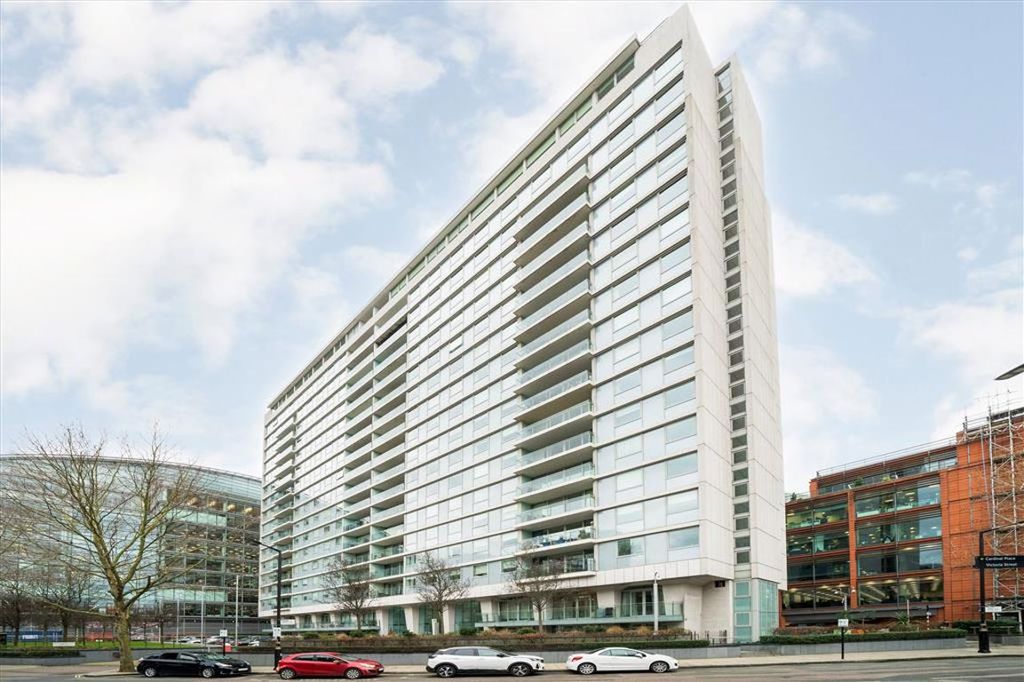 Property photo 2 of 9