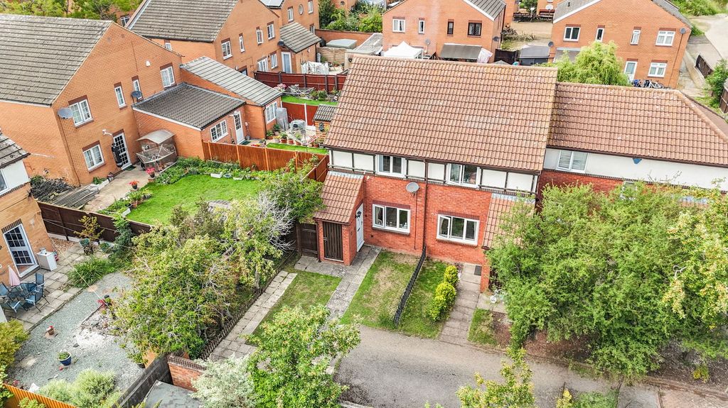 Property photo 2 of 18