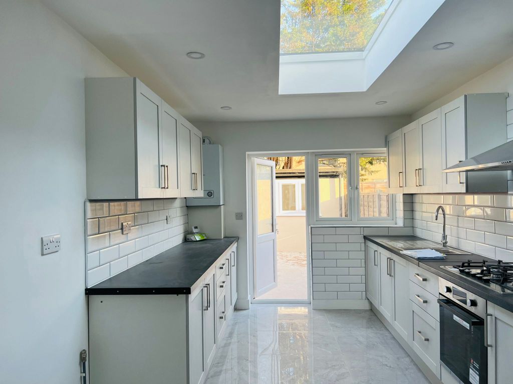 Property photo 1 of 30