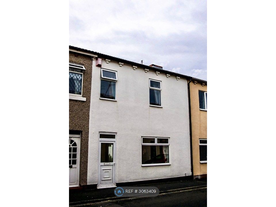 Property photo 1 of 9 Front