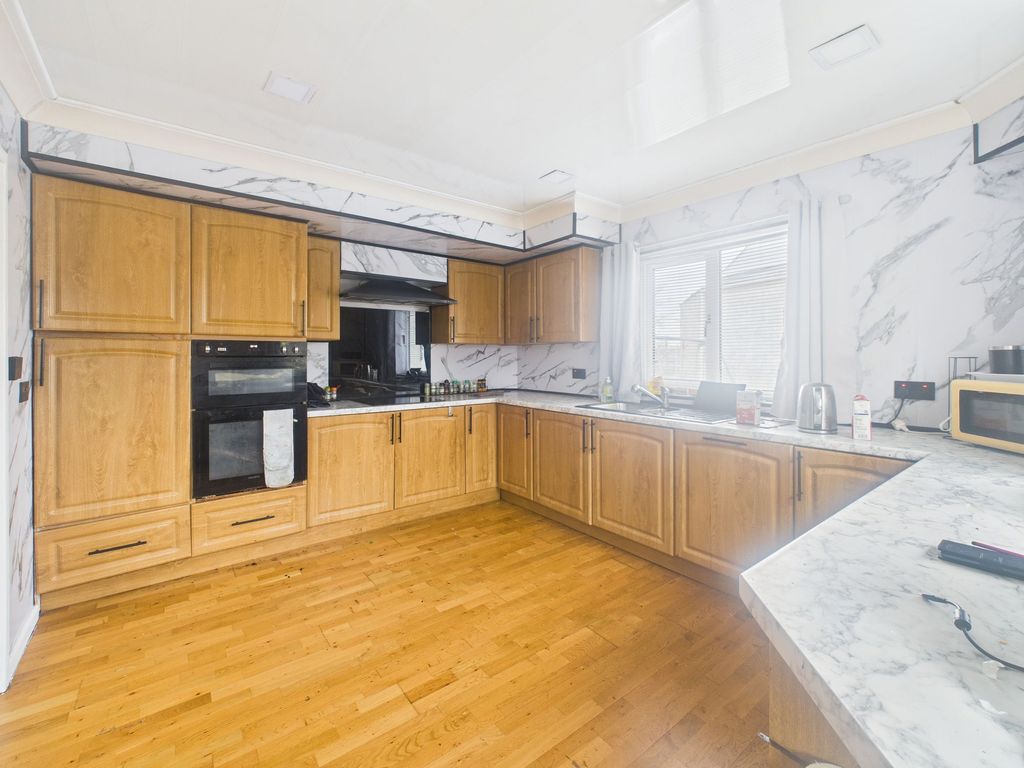 Additional image 10 of 3 bed detached bungalow for saleGarn Road, Nantyglo NP23