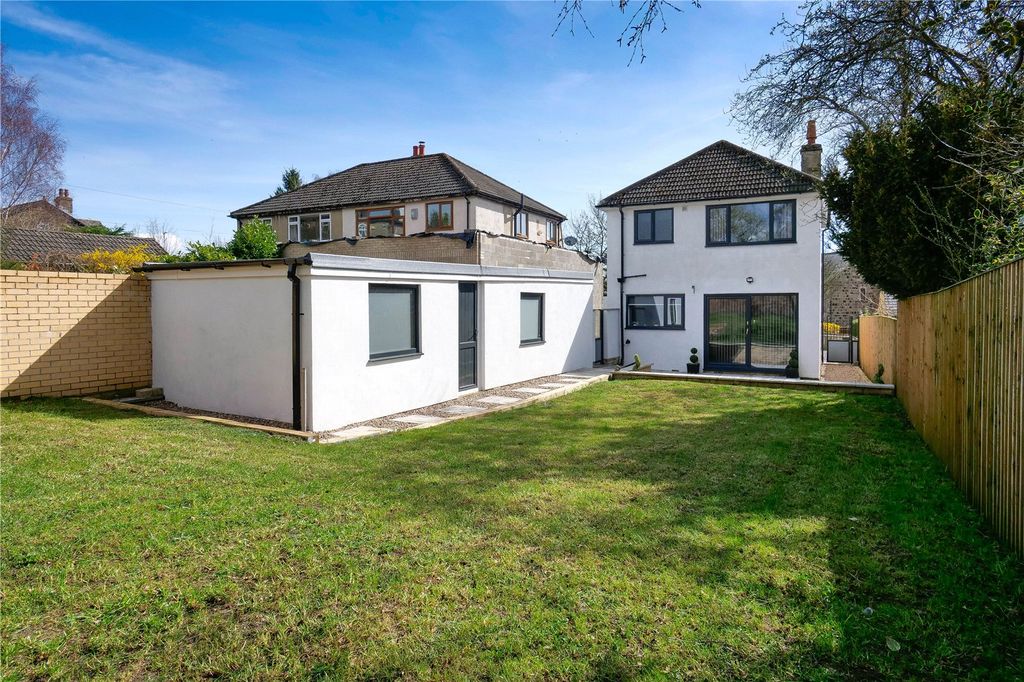 Property photo 3 of 22 Picture No. 24