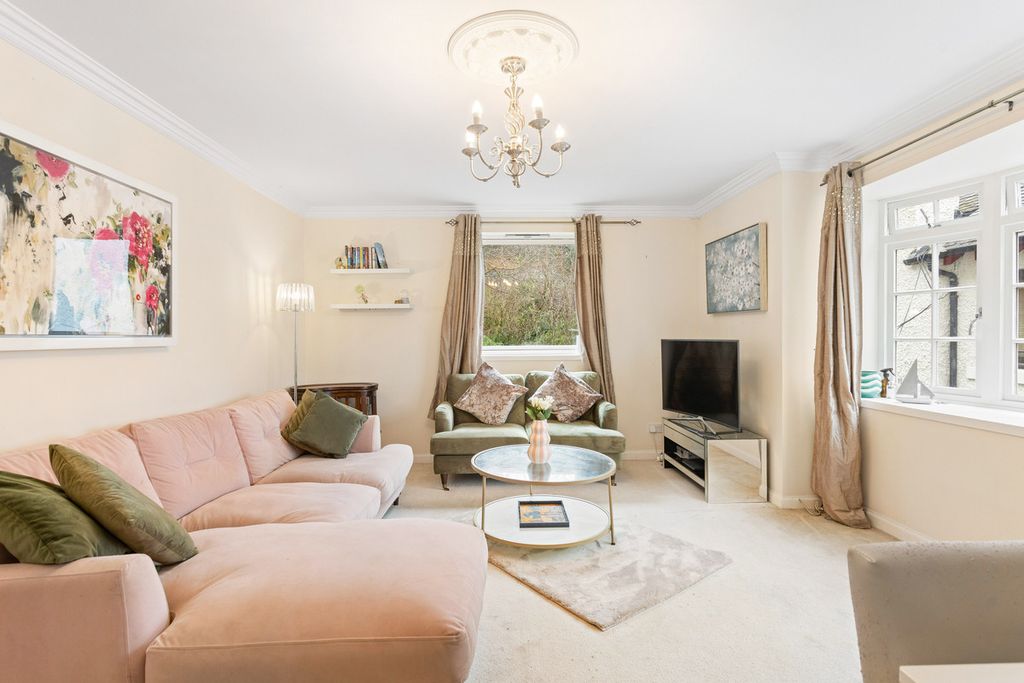 Property photo 3 of 19