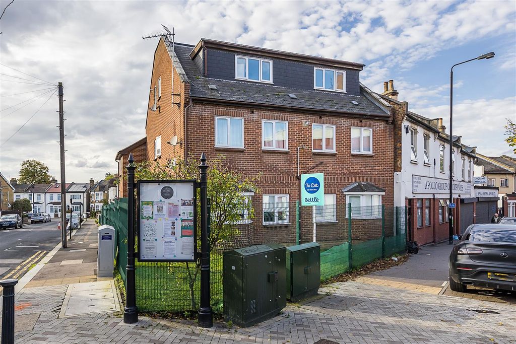 Property photo 1 of 13 1