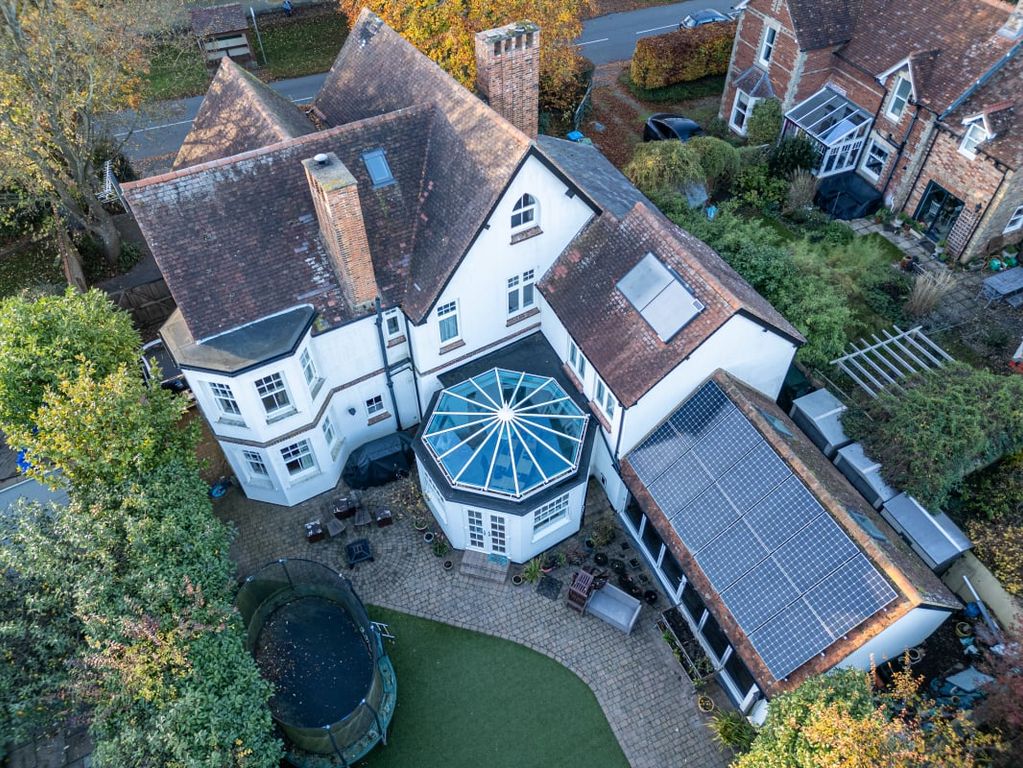 Property photo 2 of 46