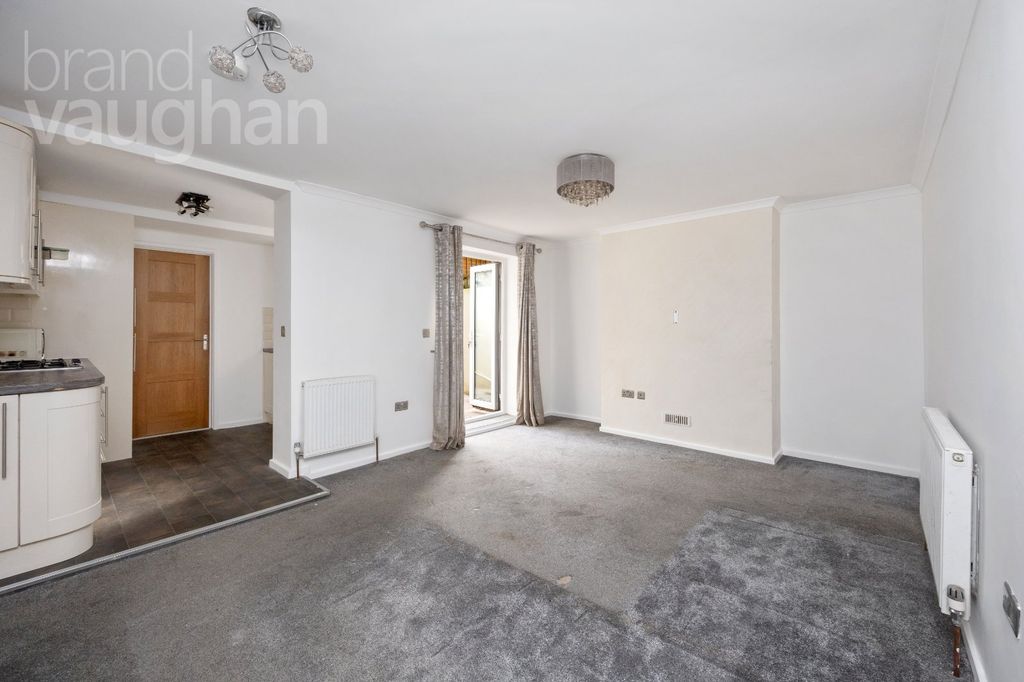 Property photo 3 of 21 Picture No. 21