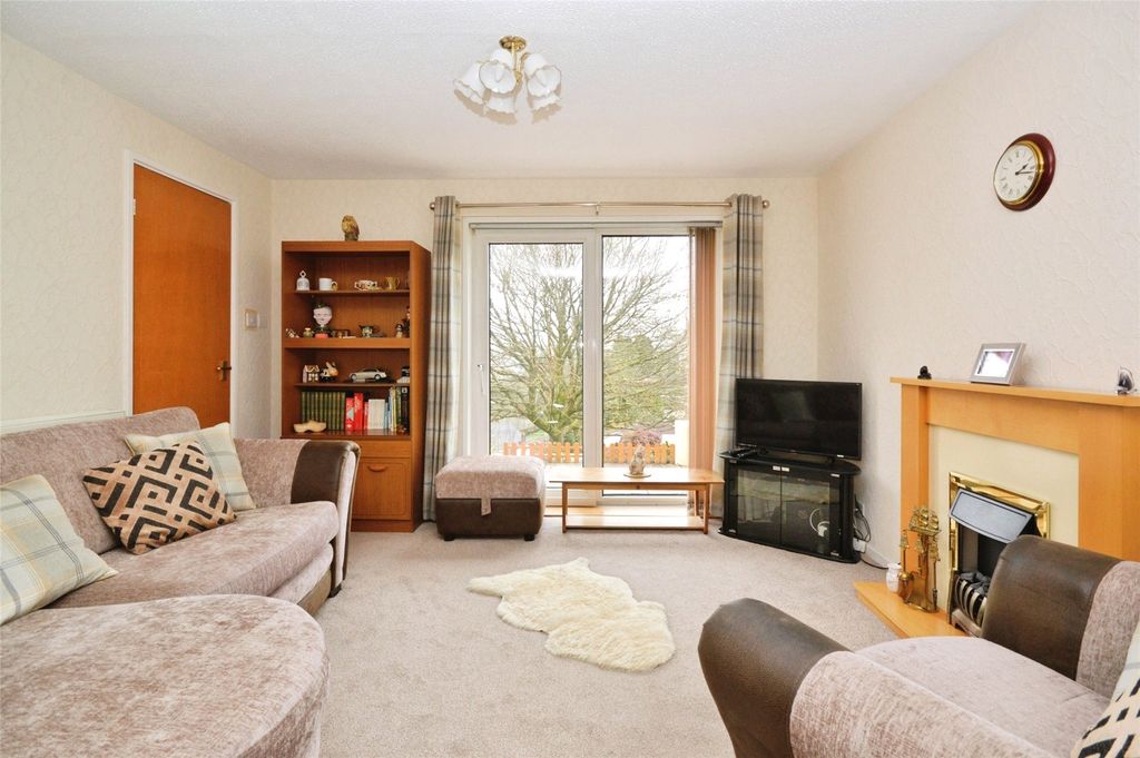 Property photo 2 of 16 Picture No. 10